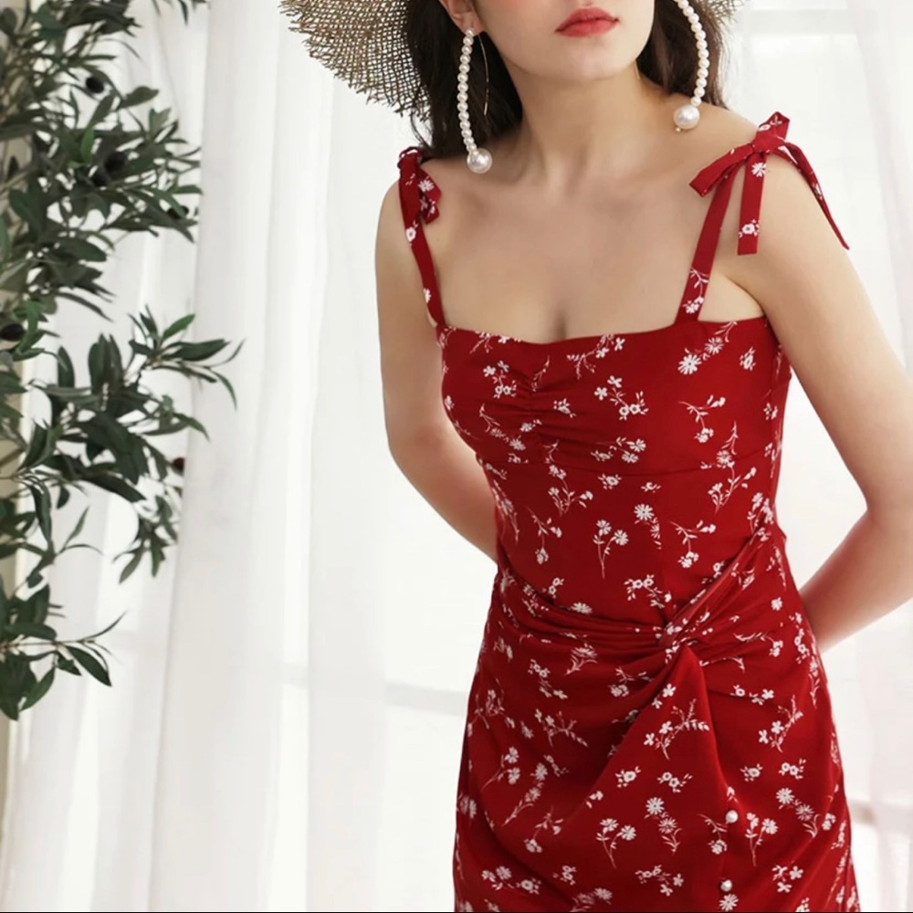 NWT petite studio red dress with tie